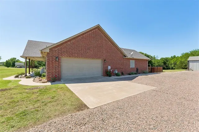 Photo 4 — 101 Fields Row, Pauls Valley, OK 73075