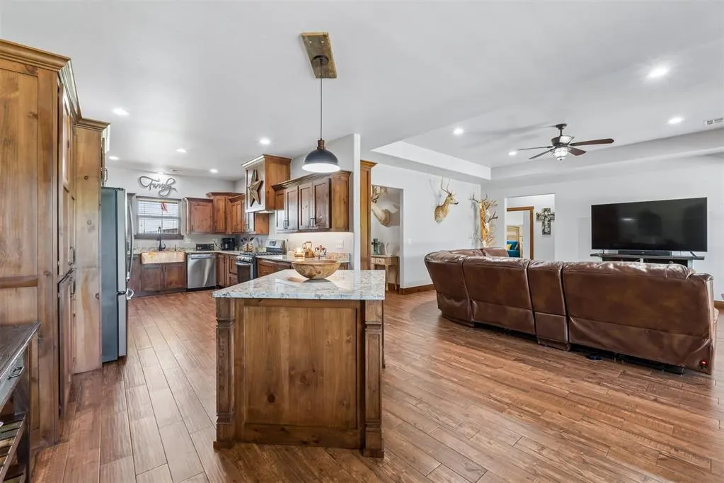 Photo 32 — 101 Fields Row, Pauls Valley, OK 73075