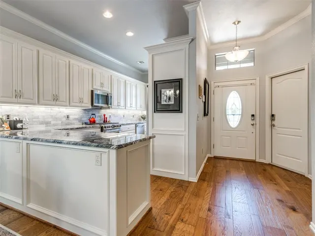 Photo 4 — 929 Heather Glen Terrace, Norman, OK 73072