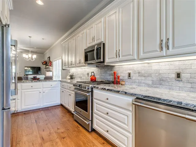 Photo 8 — 929 Heather Glen Terrace, Norman, OK 73072