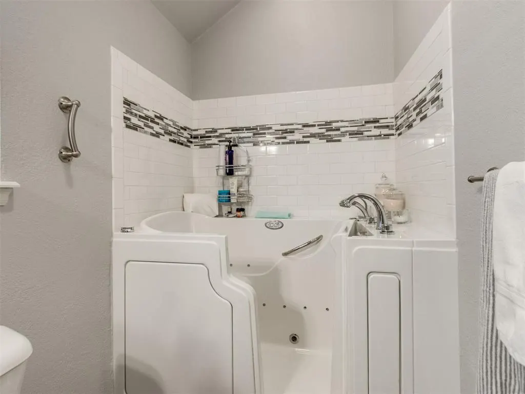 Photo 25 — 929 Heather Glen Terrace, Norman, OK 73072