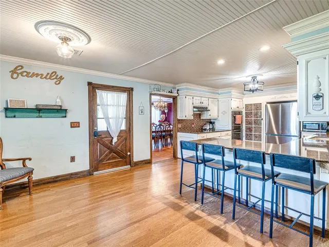 Photo 4 — 518 E Bradley Avenue, Pauls Valley, OK 73075