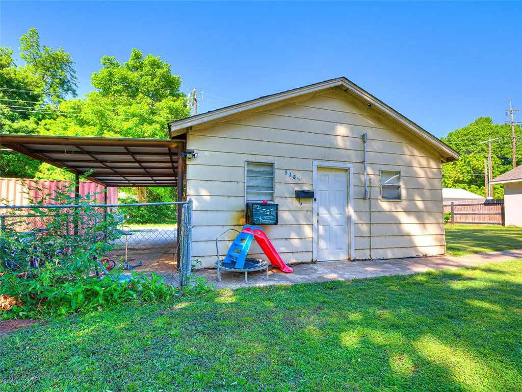 Photo 48 — 518 E Bradley Avenue, Pauls Valley, OK 73075