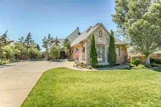 Sold home at 13109 Oakcliff Road
