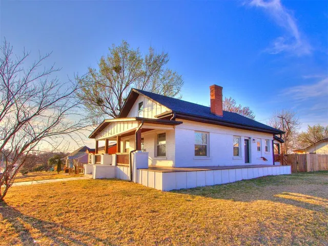 Photo 5 — 901 NW 30th Street, Oklahoma City, OK 73118