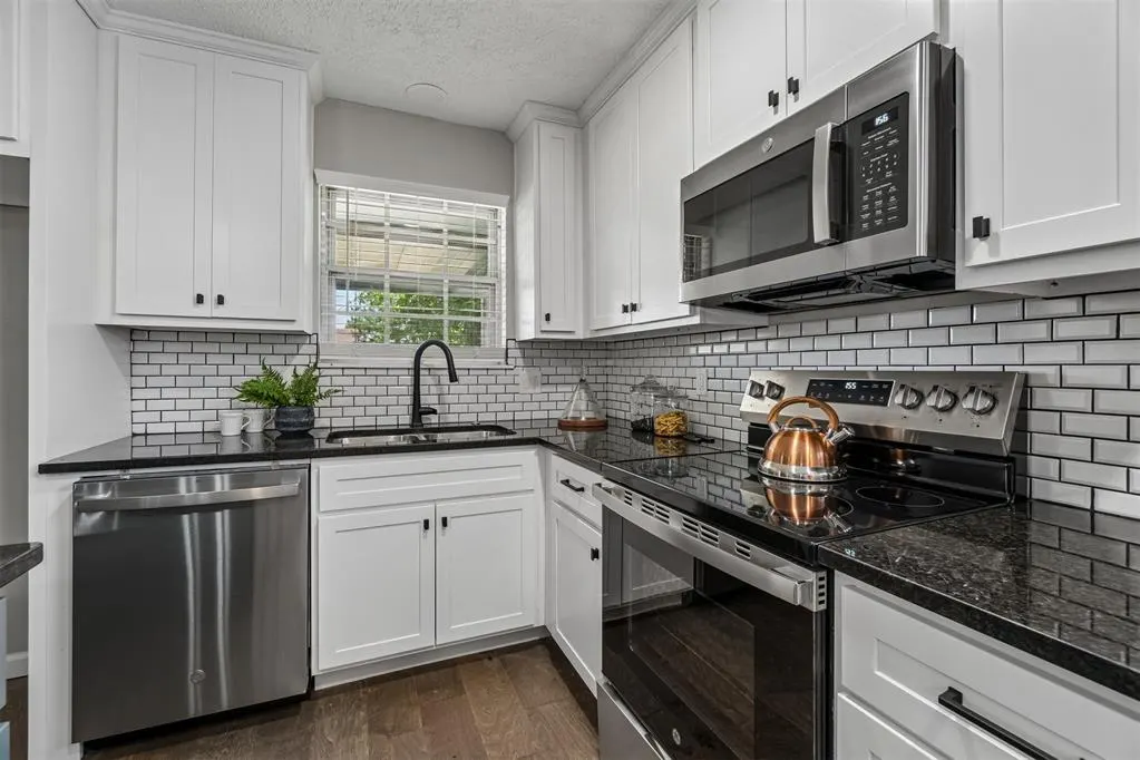 Photo 14 — 6409 N Ann Arbor Terrace, Oklahoma City, OK 73132