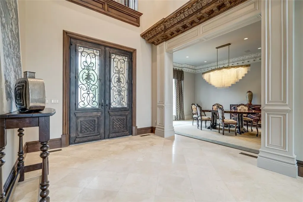 Photo 5 — 5701 Mistletoe Court, Oklahoma City, OK 73142