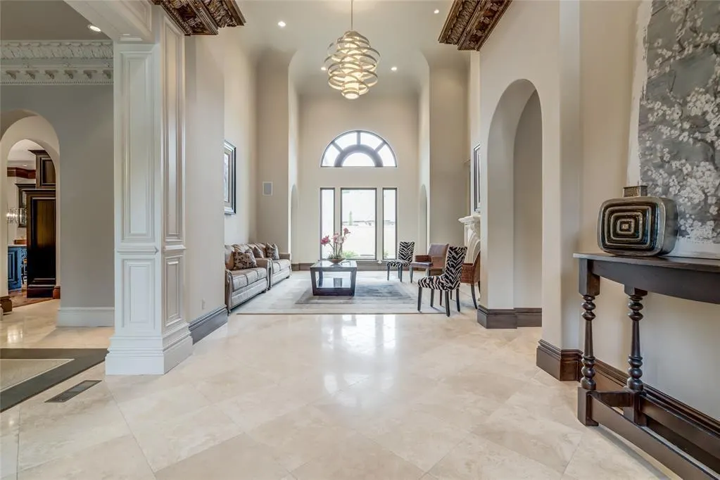 Photo 7 — 5701 Mistletoe Court, Oklahoma City, OK 73142