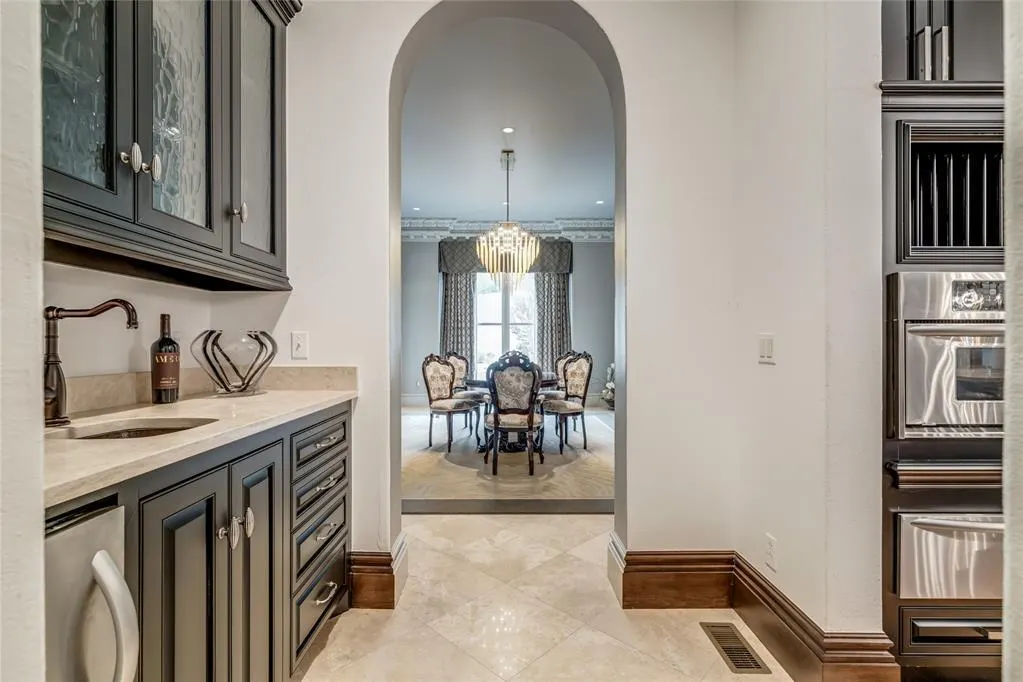 Photo 16 — 5701 Mistletoe Court, Oklahoma City, OK 73142