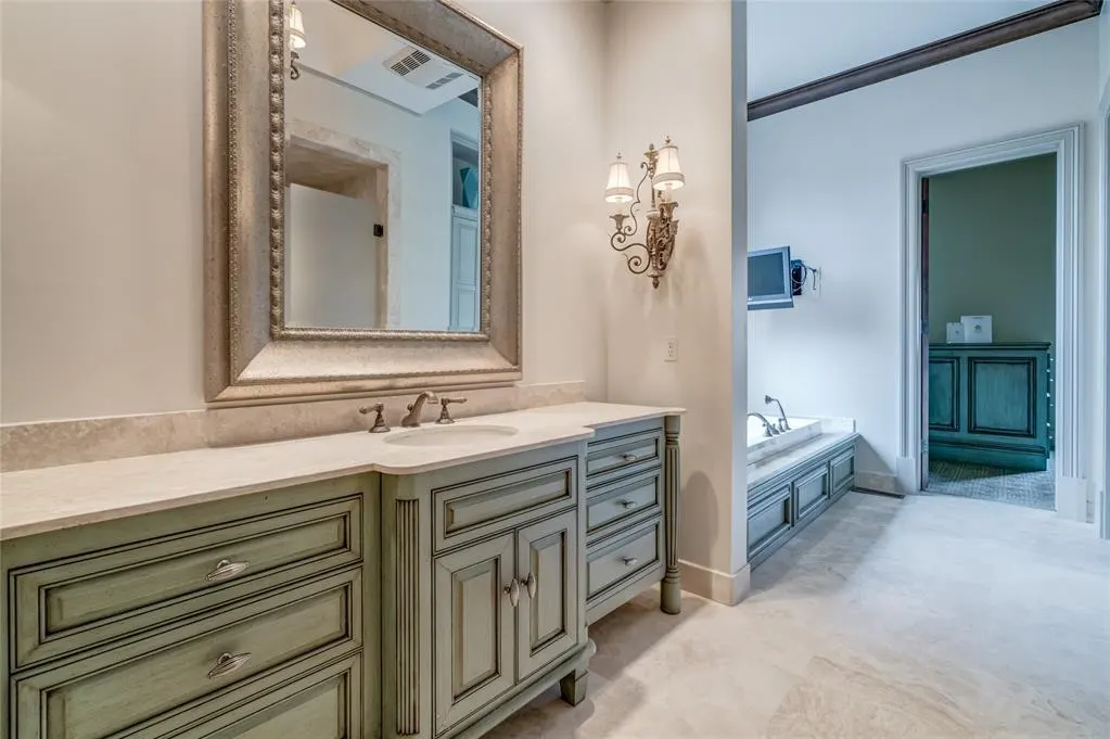 Photo 28 — 5701 Mistletoe Court, Oklahoma City, OK 73142