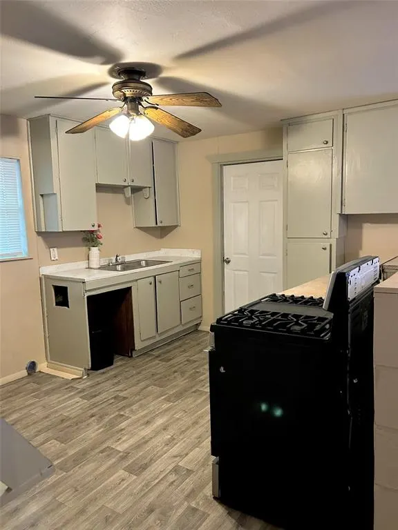Photo 2 — 15 N Street, Ardmore, OK 73401