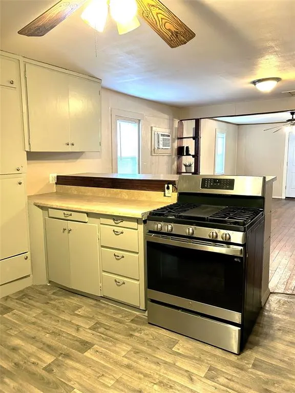 Photo 3 — 15 N Street, Ardmore, OK 73401