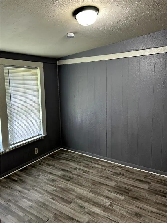 Photo 6 — 15 N Street, Ardmore, OK 73401