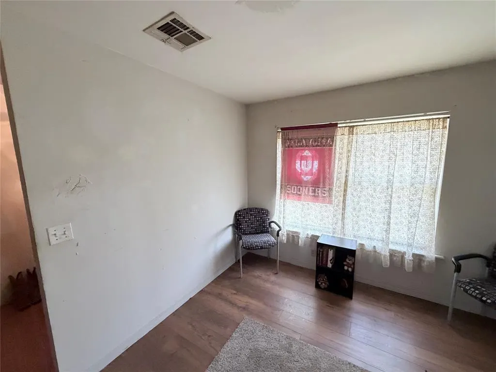 Photo 8 — 3540 SW 40th Street, Oklahoma City, OK 73119