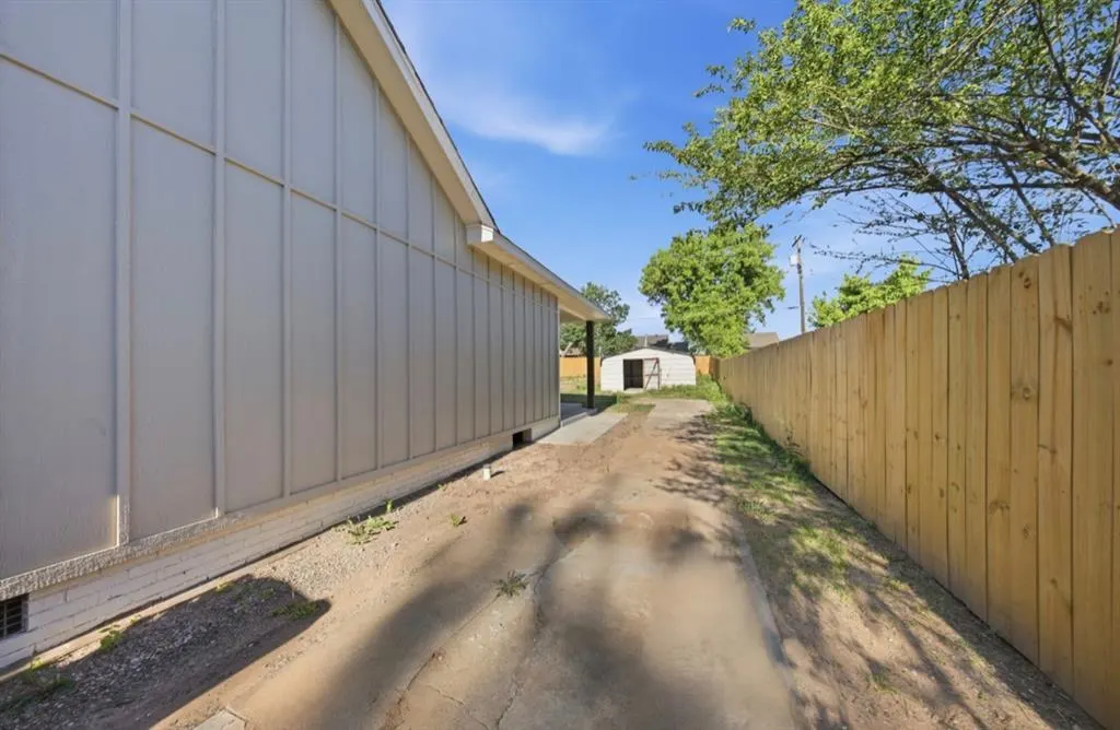 Photo 15 — 1031 Harris Avenue, Oklahoma City, OK 73107