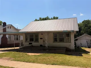 Sold home at 211 Jefferson Street