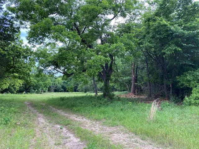 Photo 2 — 2385 HWY 75, Wetumka, OK 74883