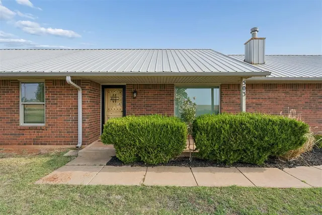 Photo 5 — 503 Moffat Road NE, Piedmont, OK 73078