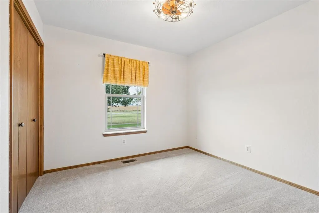 Photo 26 — 503 Moffat Road NE, Piedmont, OK 73078
