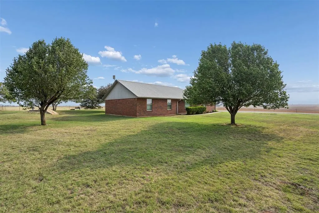 Photo 36 — 503 Moffat Road NE, Piedmont, OK 73078