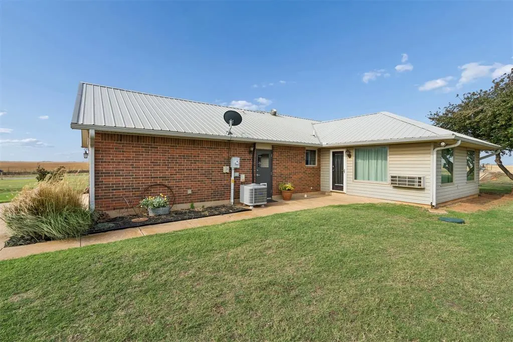Photo 39 — 503 Moffat Road NE, Piedmont, OK 73078