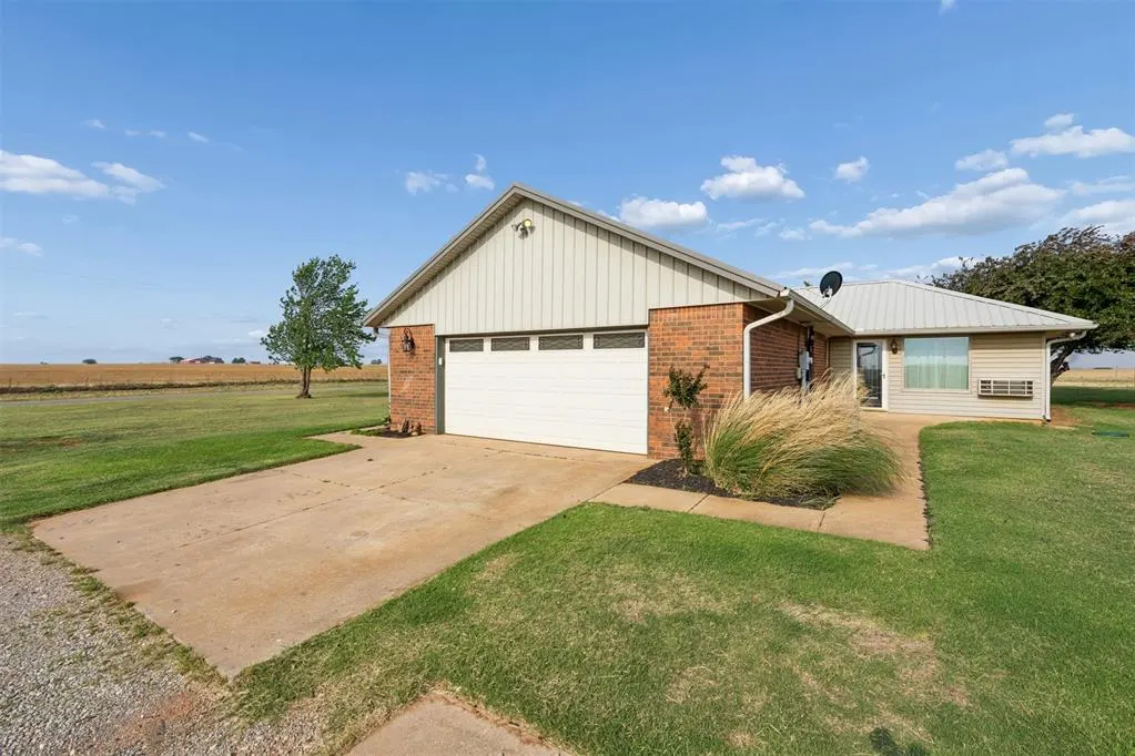 Photo 41 — 503 Moffat Road NE, Piedmont, OK 73078