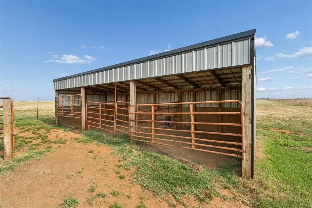 Photo 46 — 503 Moffat Road NE, Piedmont, OK 73078