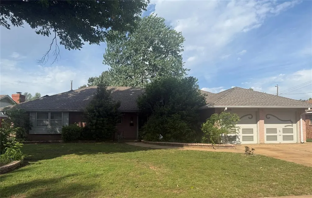 Front exterior — 3225 N Glenhaven Drive, Midwest City, OK 73110