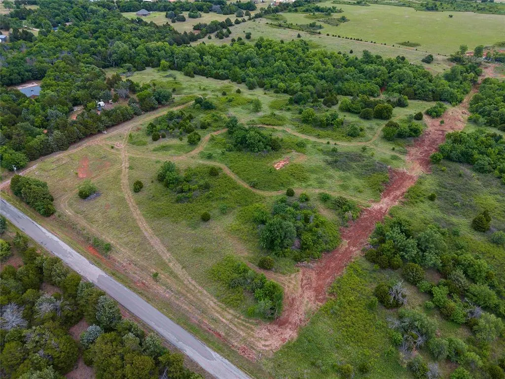 Photo 10 — 8416 N May Avenue, Crescent, OK 73028