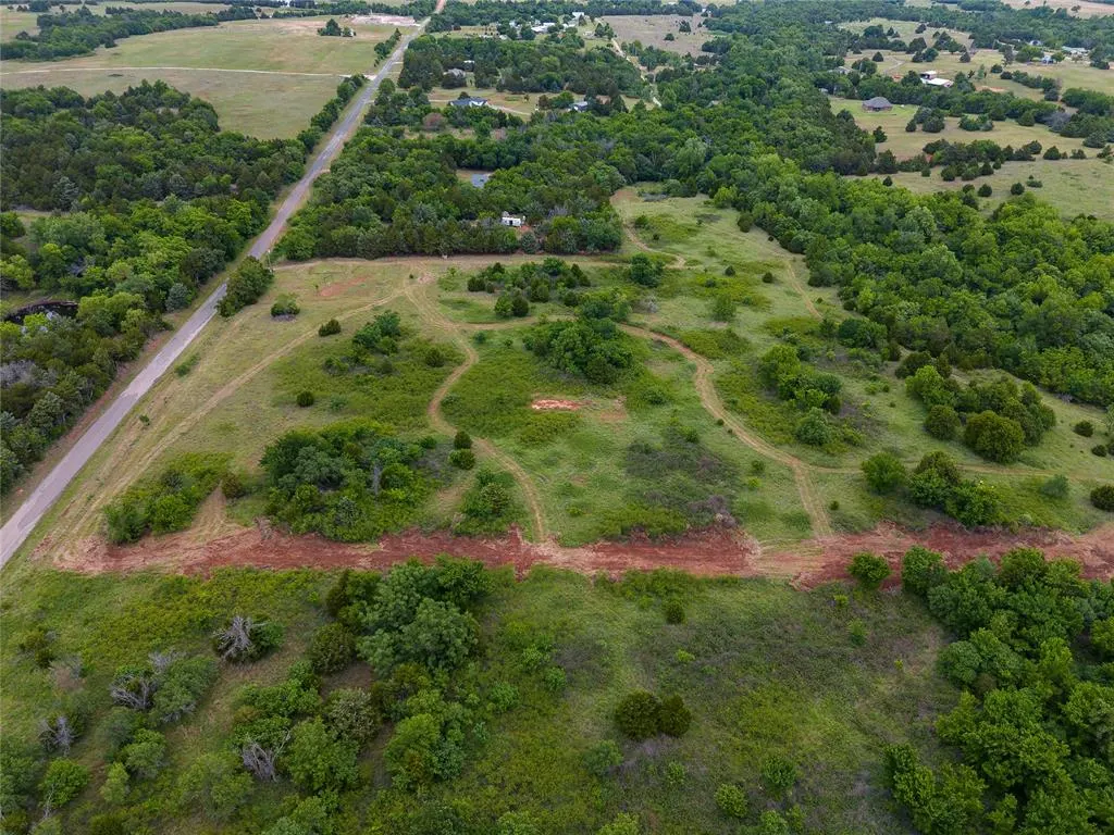 Photo 13 — 8416 N May Avenue, Crescent, OK 73028