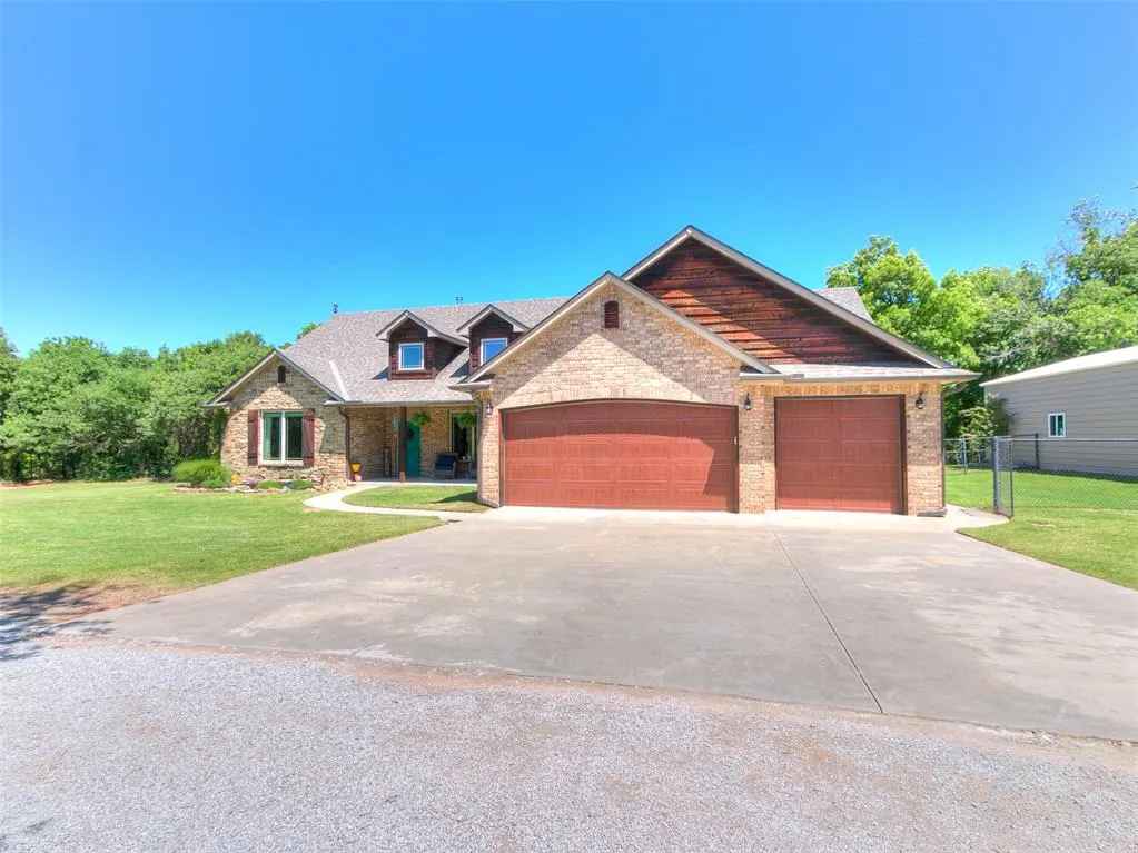 Photo 4 — 4701 S Henney Road, Choctaw, OK 73020