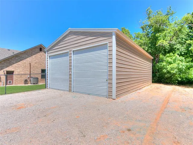 Photo 5 — 4701 S Henney Road, Choctaw, OK 73020