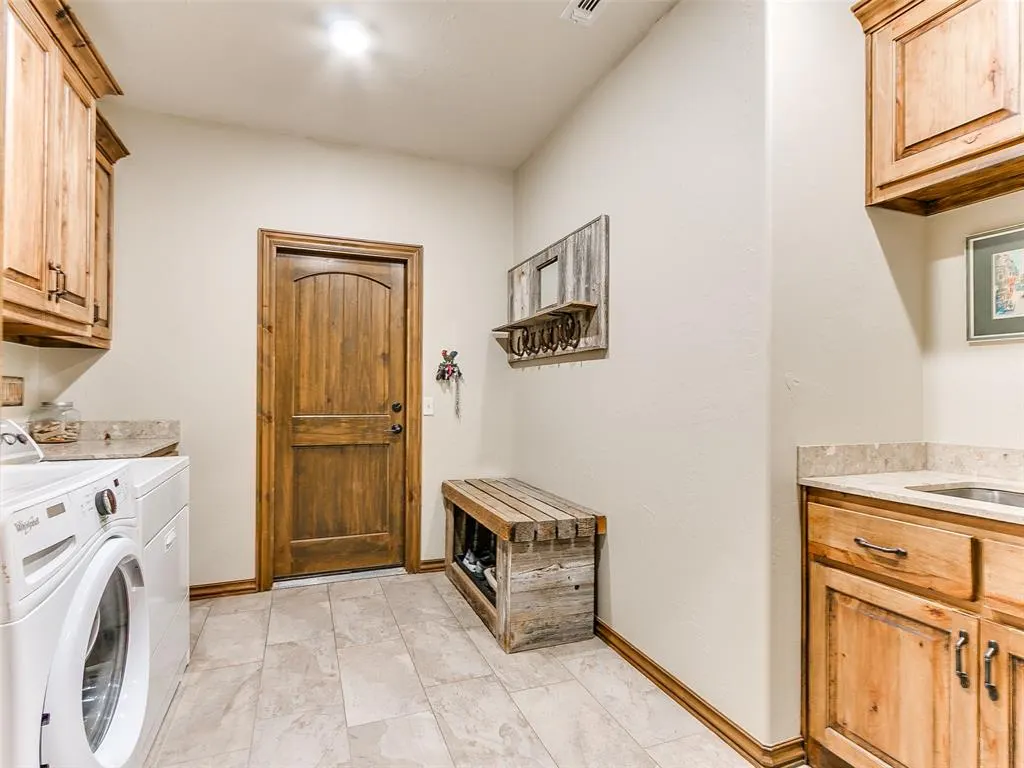 Photo 19 — 4701 S Henney Road, Choctaw, OK 73020