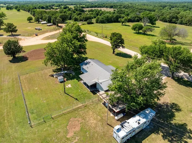 Photo 8 — 360013 E 1010 Road, Paden, OK 74860