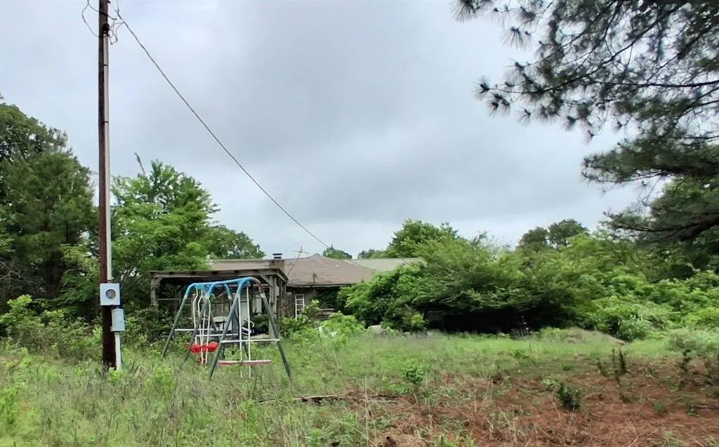 Photo 6 — 30 Limberlost, McLoud, OK 74851