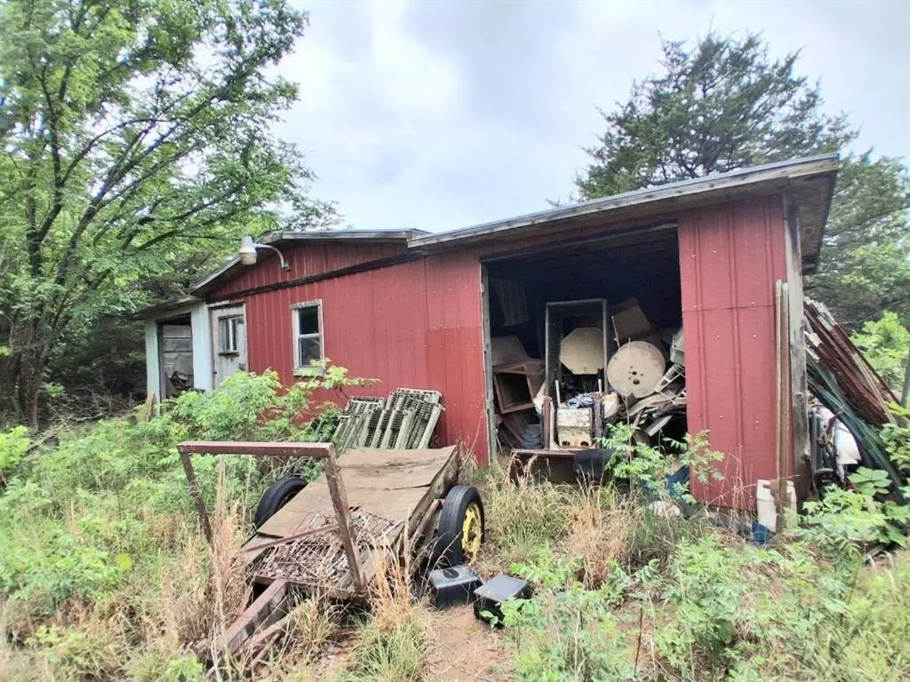 Photo 13 — 30 Limberlost, McLoud, OK 74851