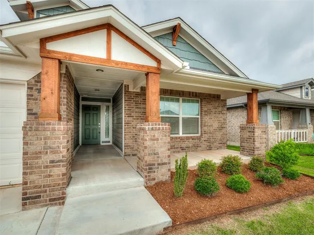 Photo 2 — 3714 Cassidy Drive, Norman, OK 73069