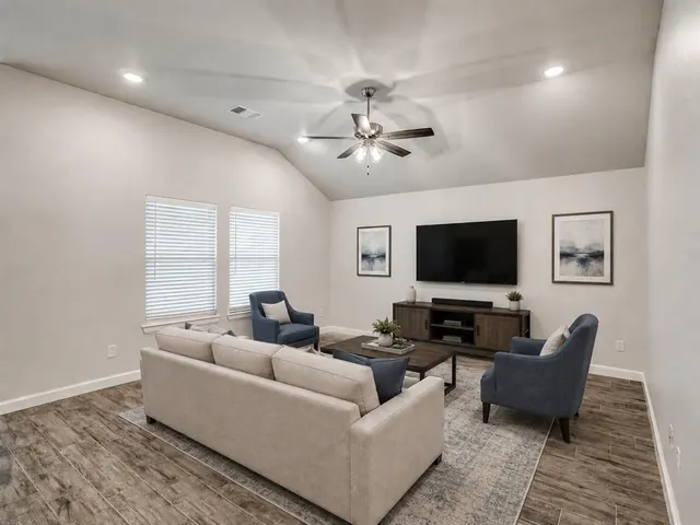Photo 5 — 3714 Cassidy Drive, Norman, OK 73069