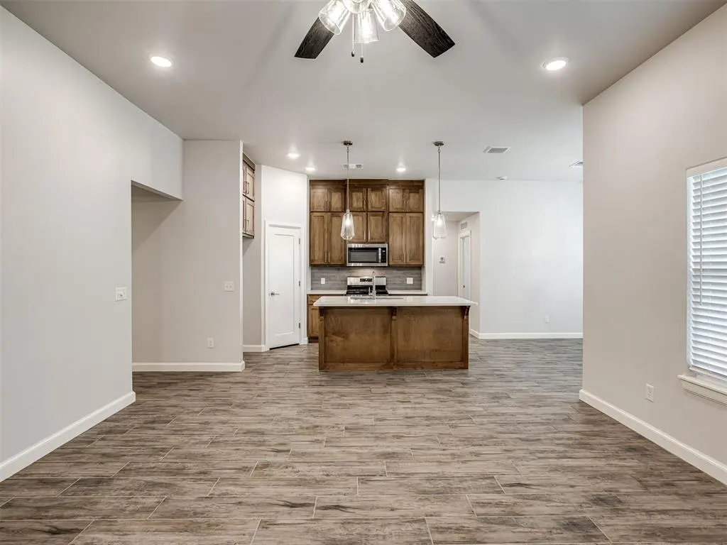 Photo 8 — 3714 Cassidy Drive, Norman, OK 73069