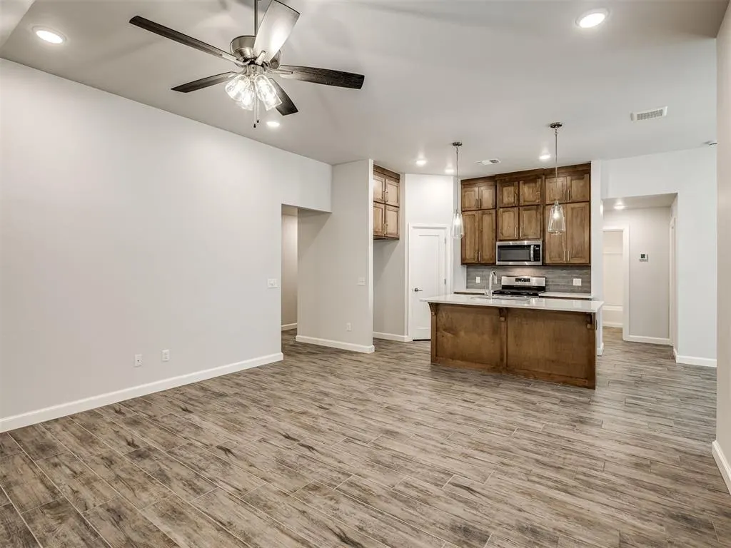 Photo 9 — 3714 Cassidy Drive, Norman, OK 73069