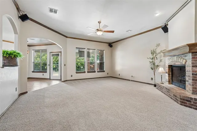 Photo 5 — 1840 Sheila Drive, Guthrie, OK 73044