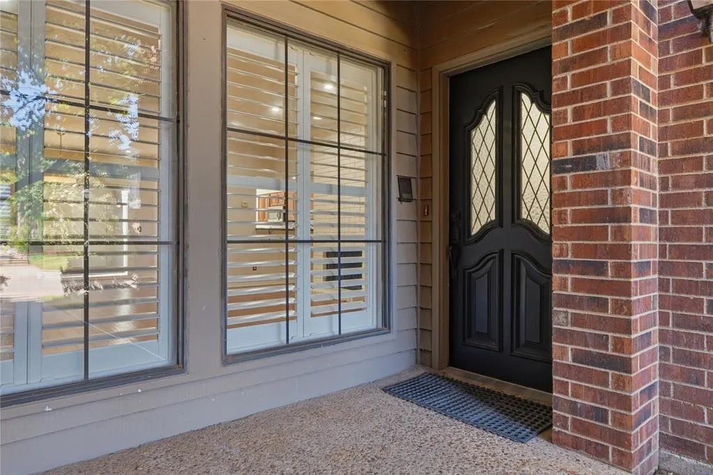 Photo 2 — 6208 Waterford Boulevard 106, Oklahoma City, OK 73118