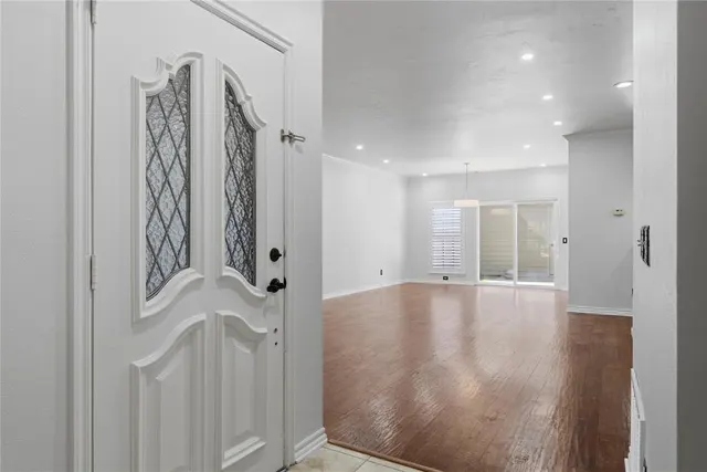 Photo 3 — 6208 Waterford Boulevard 106, Oklahoma City, OK 73118