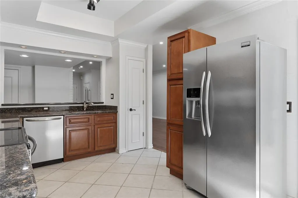 Photo 12 — 6208 Waterford Boulevard 106, Oklahoma City, OK 73118