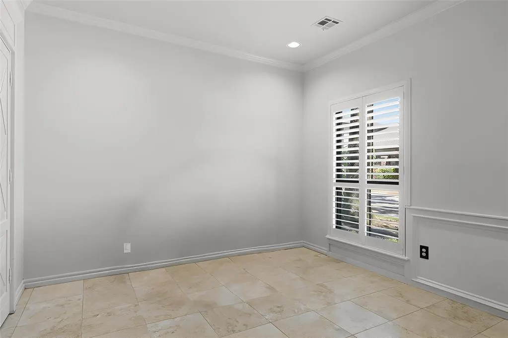 Photo 18 — 6208 Waterford Boulevard 106, Oklahoma City, OK 73118