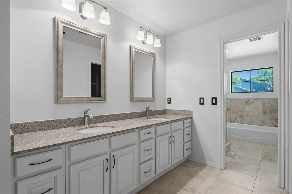 Photo 25 — 6208 Waterford Boulevard 106, Oklahoma City, OK 73118