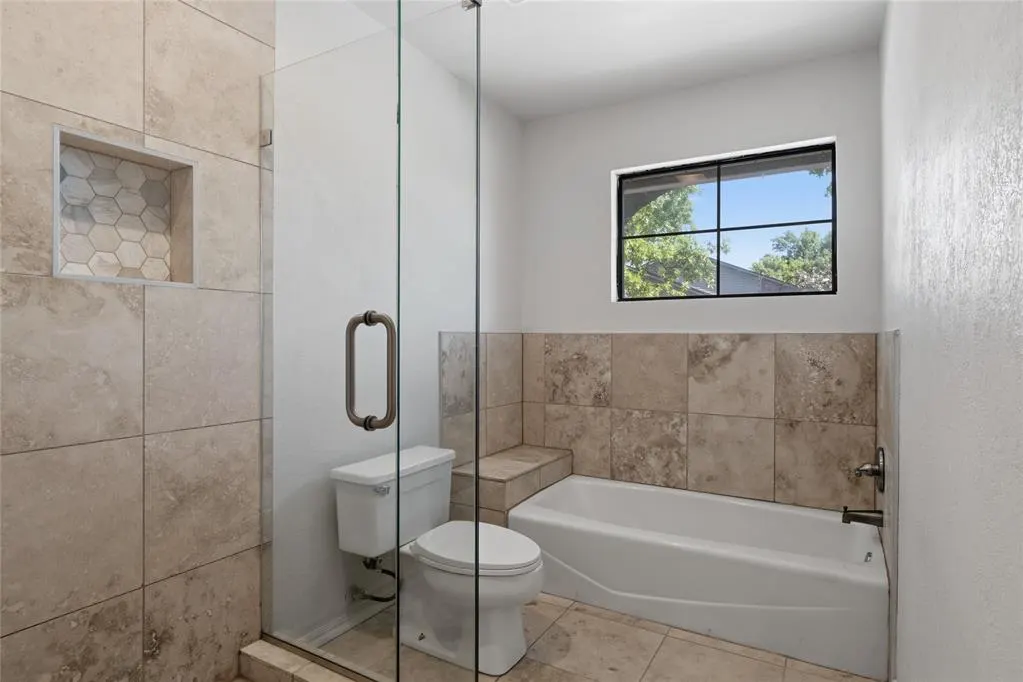 Photo 26 — 6208 Waterford Boulevard 106, Oklahoma City, OK 73118