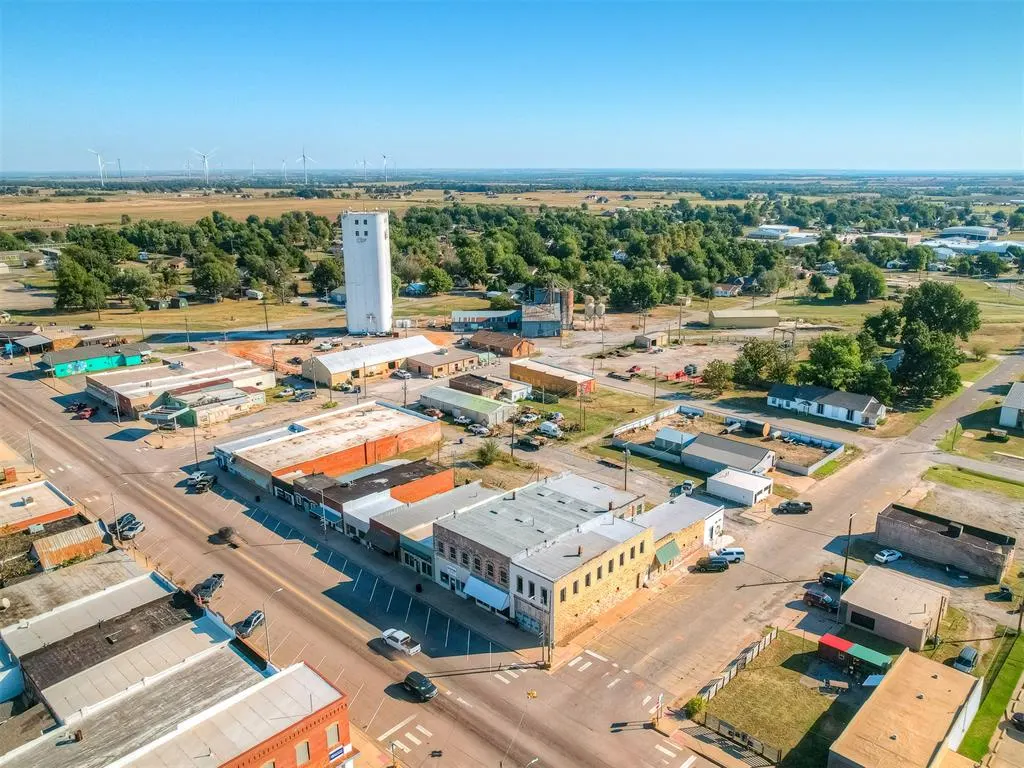 Photo 30 — 104 N Grand Street, Crescent, OK 73028