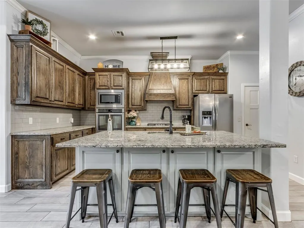 Photo 11 — 501 Arrowhead Drive, Tuttle, OK 73089