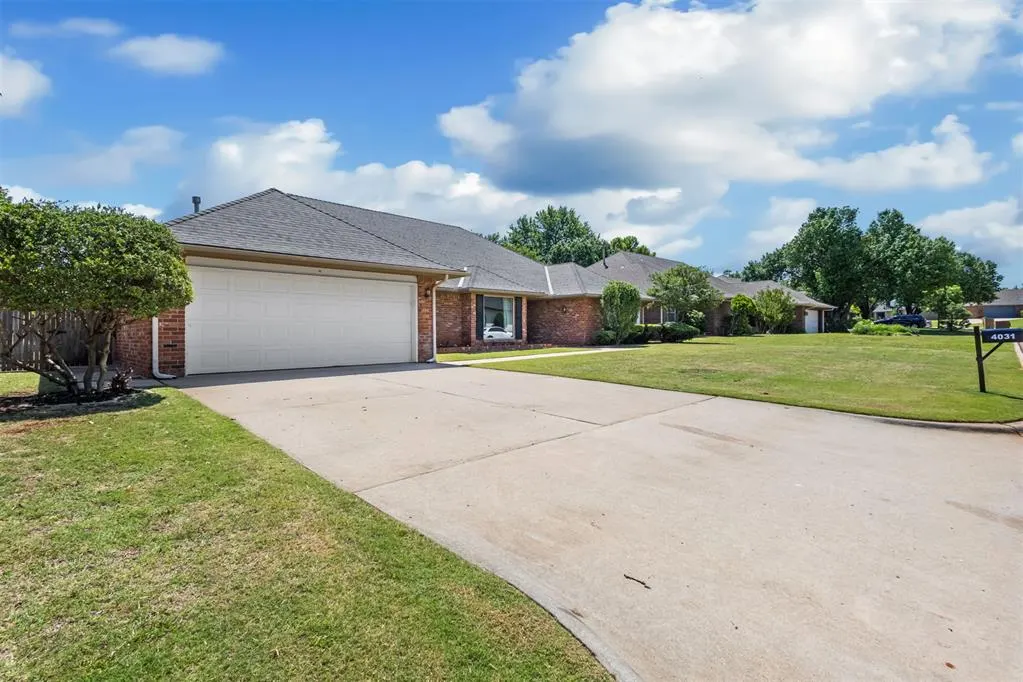 Photo 3 — 4031 Spyglass Road, Oklahoma City, OK 73120